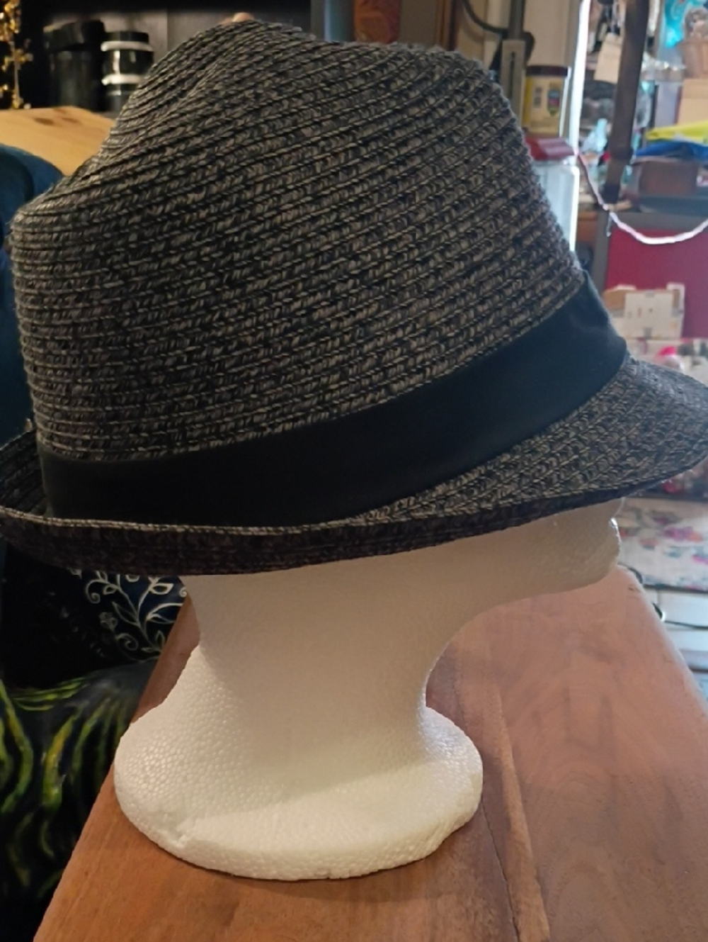 urban pipeline Men's Gray Textured Straw Fedora with Black Band